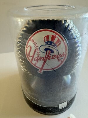 Fotoball NY Yankees Twenty Six World Series Championships Baseball 1923-2000