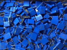 LOT OF 100 - Vishay .0022uf  (0.0022uf, 2200pf, 2.2nf) 400v 5% Film Capacitors 