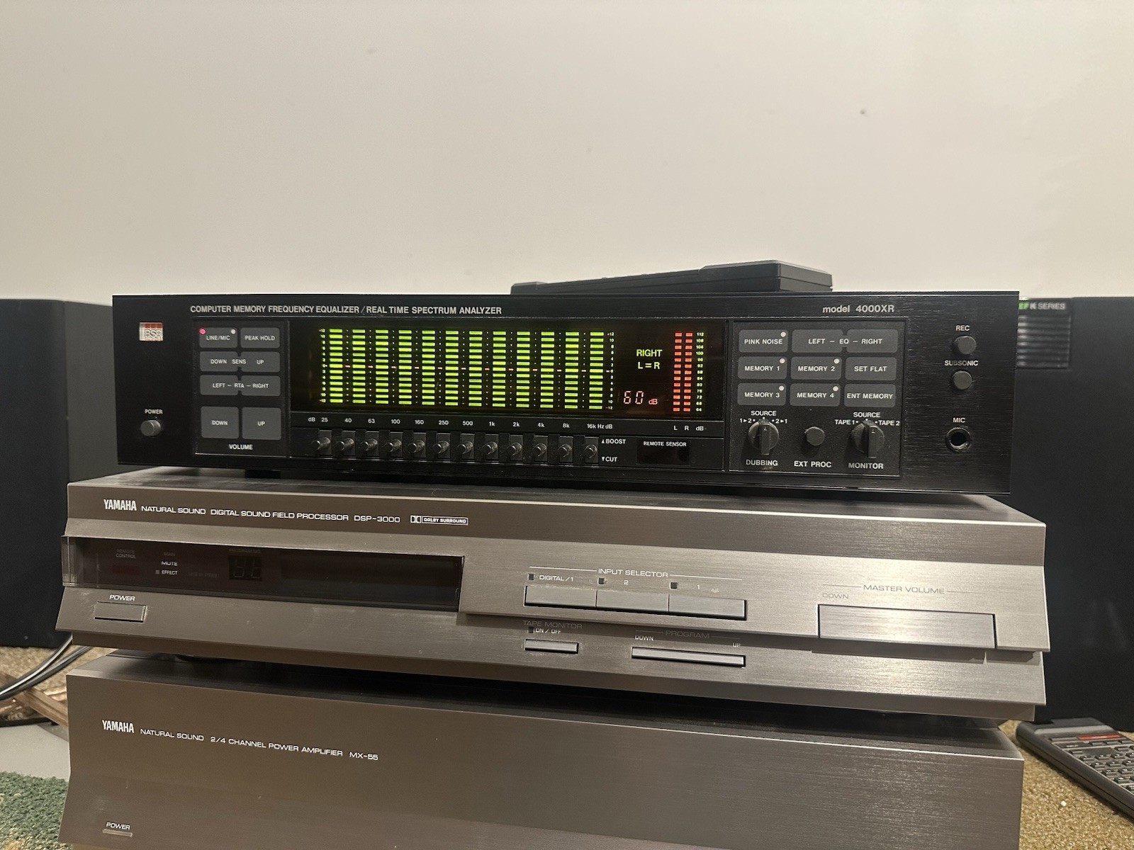 BSR 4000XR 12-Band Stereo Graphic Equalizer Spectrum Analyzer Remote! For Parts