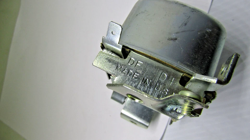 REGULADOR DE VOLTAJE VR-39 NUEVO VINTAGE HECHO EN EE. UU. Foto 4 de 4