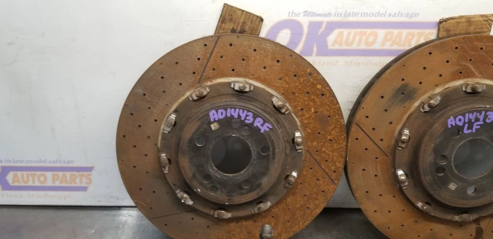 09 JUEGO PINZA FRENO DELANTERA MERCEDES BENZ AMG SL63 R230 CON ROTORES PLATEADOS Foto 3 de 4