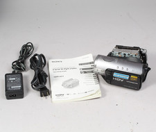 SONY HDR-HC3 HDV 1080 HANDY CAM W AC POWER  MANUAL FOR PARTS OR REPAIR