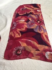 Woman  s Beautiful Scarf Floral Print Measuring 17X84 Inches