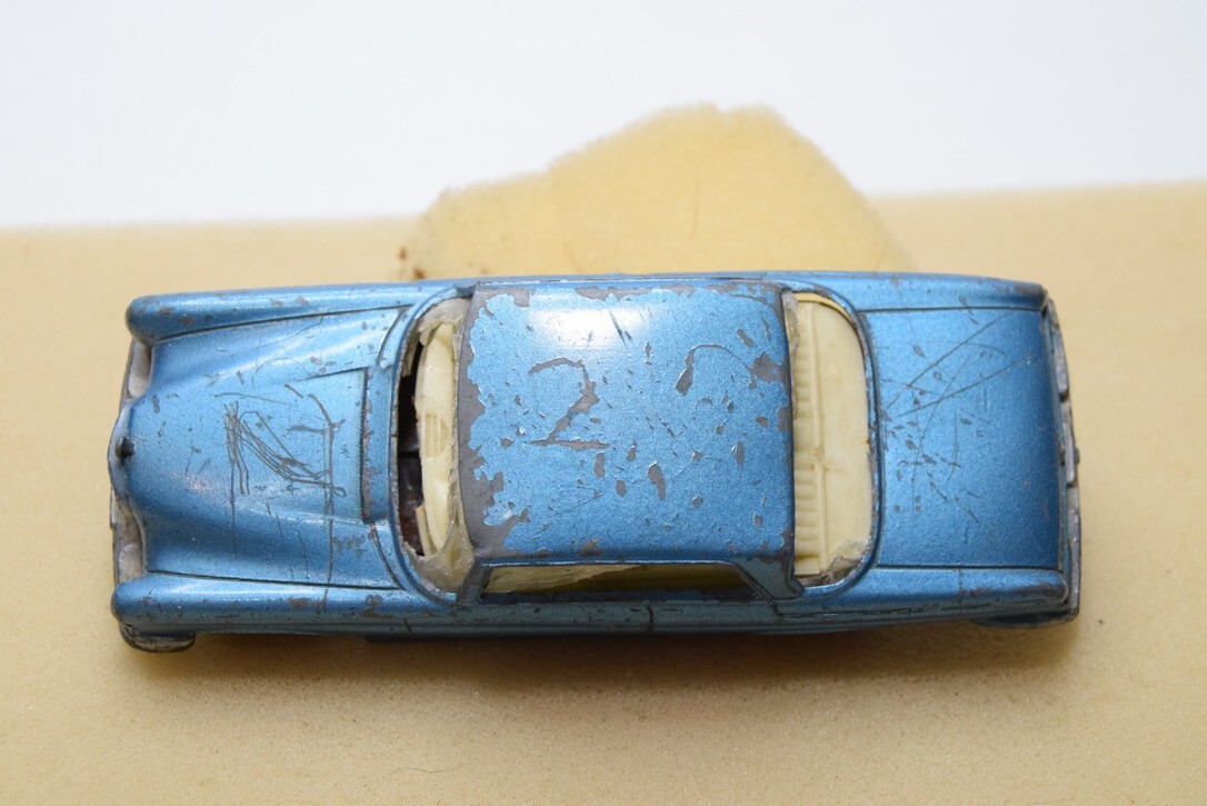 DINKY TOYS 533 Made in France Mercedes 300 SE