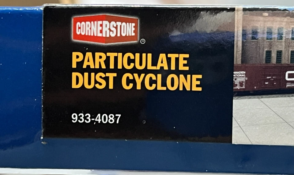 Walthers Cornerstone HO Scale Particulate Dust Cyclone & Heavy Duty Crane Models - Image 2 of 4