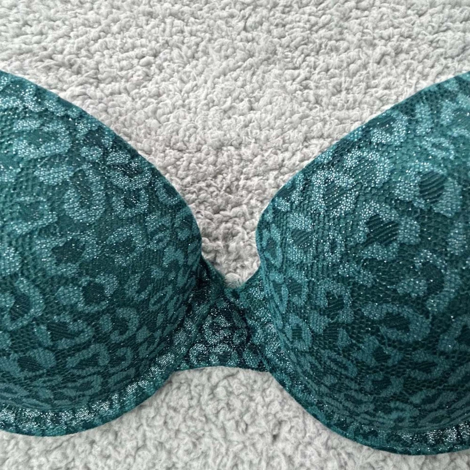 Sujetador push up No Boundaries 34C acolchado verde Foto 2 de 4