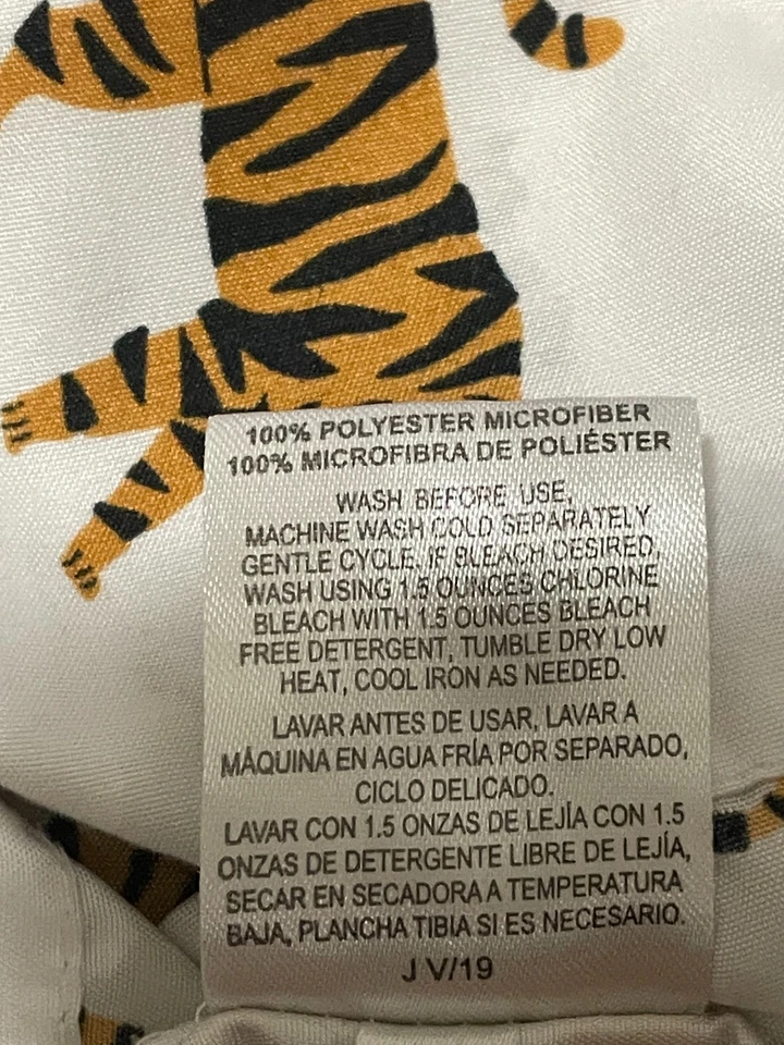 Queen pillow case set of 2 TIGERS walking jungle animal print orange white - Image 4 of 4