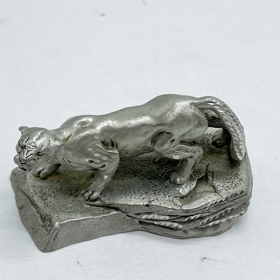 Figura PC Sedlow Mountain Lion Cat Vintage 1991 Masterworks Pewter Cougar 3" Foto 2 de 4