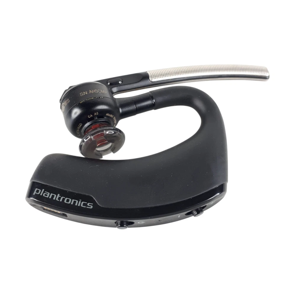 Plantronics Voyager Legend B235 Wireless BT Headset W/Charging Case Cable E6137 - Image 2 of 4