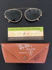 Vintage Bausch  Lomb RAY-LITE Green Clip-on Sunglasses w/ Case Made in USA GUC