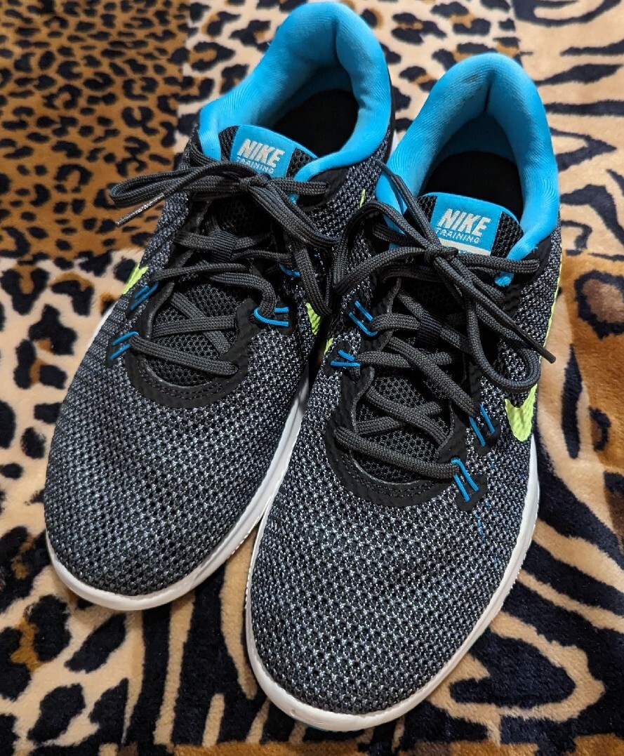 training shoe nike nike free tr7