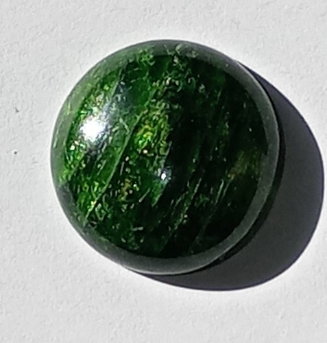 Dopsde Chrome naturelle de Russe - Trllon 0.45 Carat - 5 x 5 x 2.3