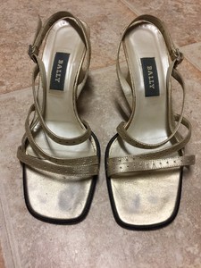 gold strappy sandals 3 inch heels