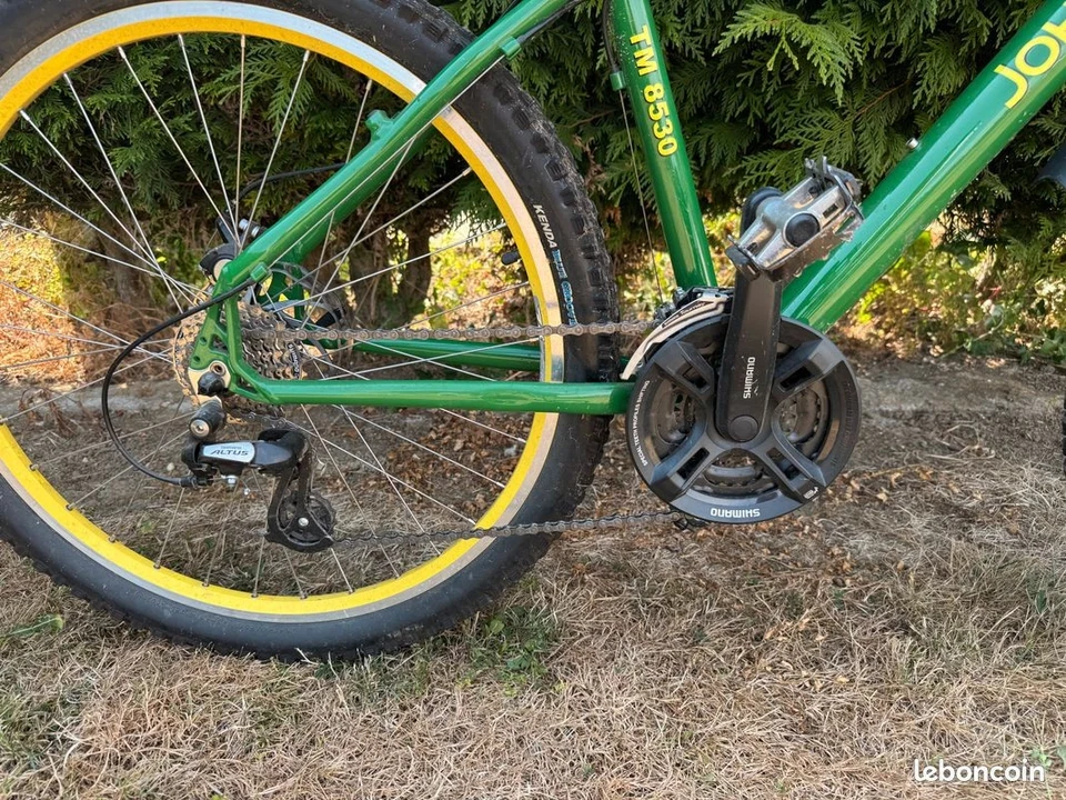 VELO VTT JOHN DEERE TM 8530 - Photo 2/3