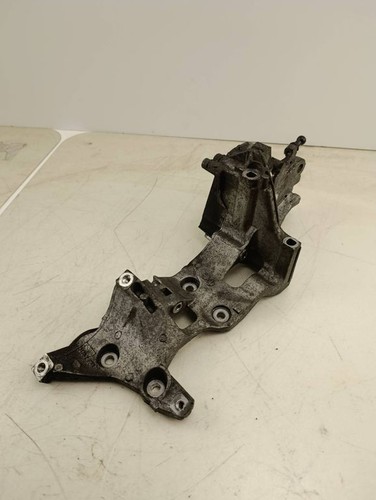 Volkswagen Golf VII 2015 Halterung Lichtmaschine 04l803143b Diesel SKN15401