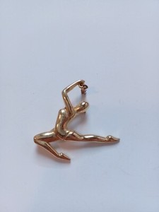 Vintage Gold Tone Female Gymnast jumping Gymnastics pin brooch w cubic zirconia