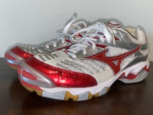 mizuno wave lightning 6