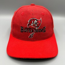 VTG Tampa Bay Buccaneers Hat Cap Pro Line Logo Athletic Adult Adjustable NFL Red