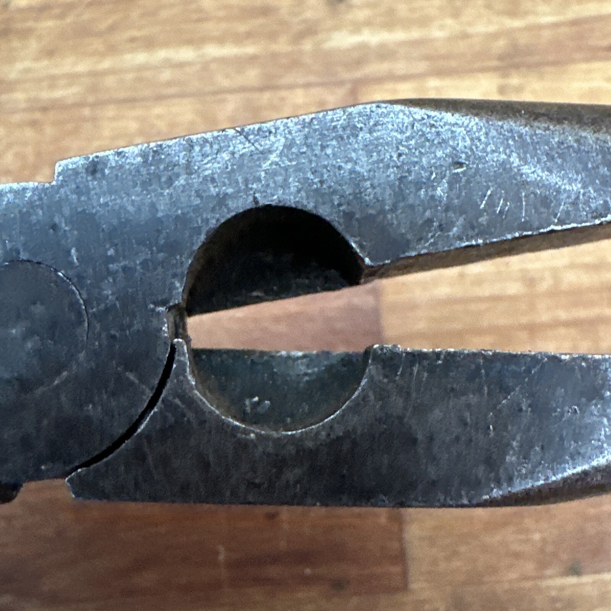 Vintage Sheffield 6.5in. Long Nose Needle Nose Stripper