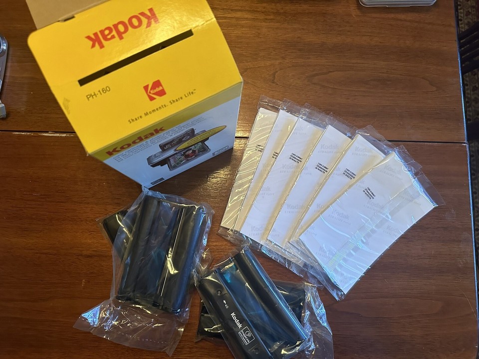 Kodak Easy Share PH160 Printerdock Color Cartridge & Photo Paper