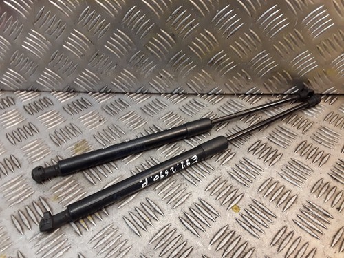 BMW 3 Coupe E92 Vorderer Rechter Motorhaubenstütze 7129190