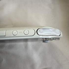 [Near Mint ] SONY PS Vita PCH-2000 Console White w/charger Boxed