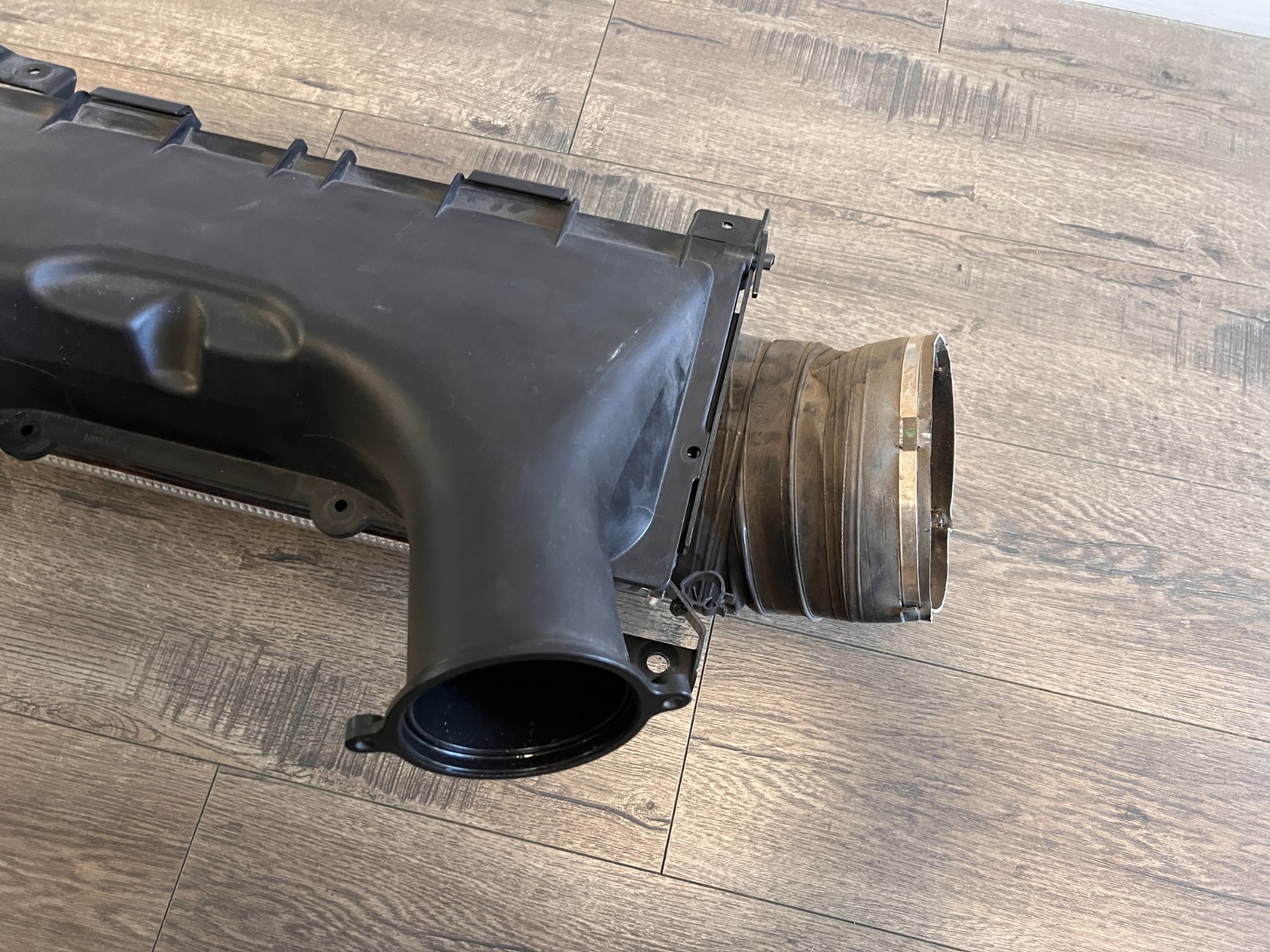 FERRARI 488 GTB PISTA SPIDER AIR INTAKE BOX COVER OEM 315204 343410