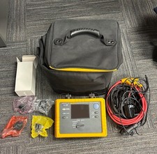 FLUKE 1735 THREE-PHASE POWER LOGGER W/ PROBES & CHARGER