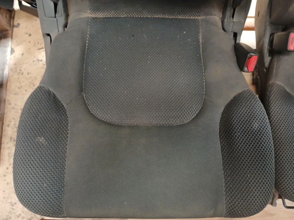 Siège avant droit Nissan Navara D40 / Pathfinder - Photo 3/4