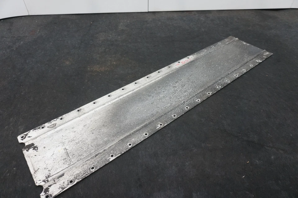 Center Undertray Skid Plate Shield 400825208 Lamborghini Gallardo Spyder 2008 - Image 4 of 4