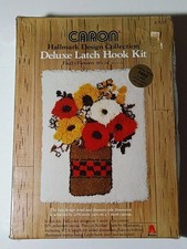  NEW Caron K3132 Latch Hook Kit Fluffy Flowers Hallmark Collection 1976 18x24