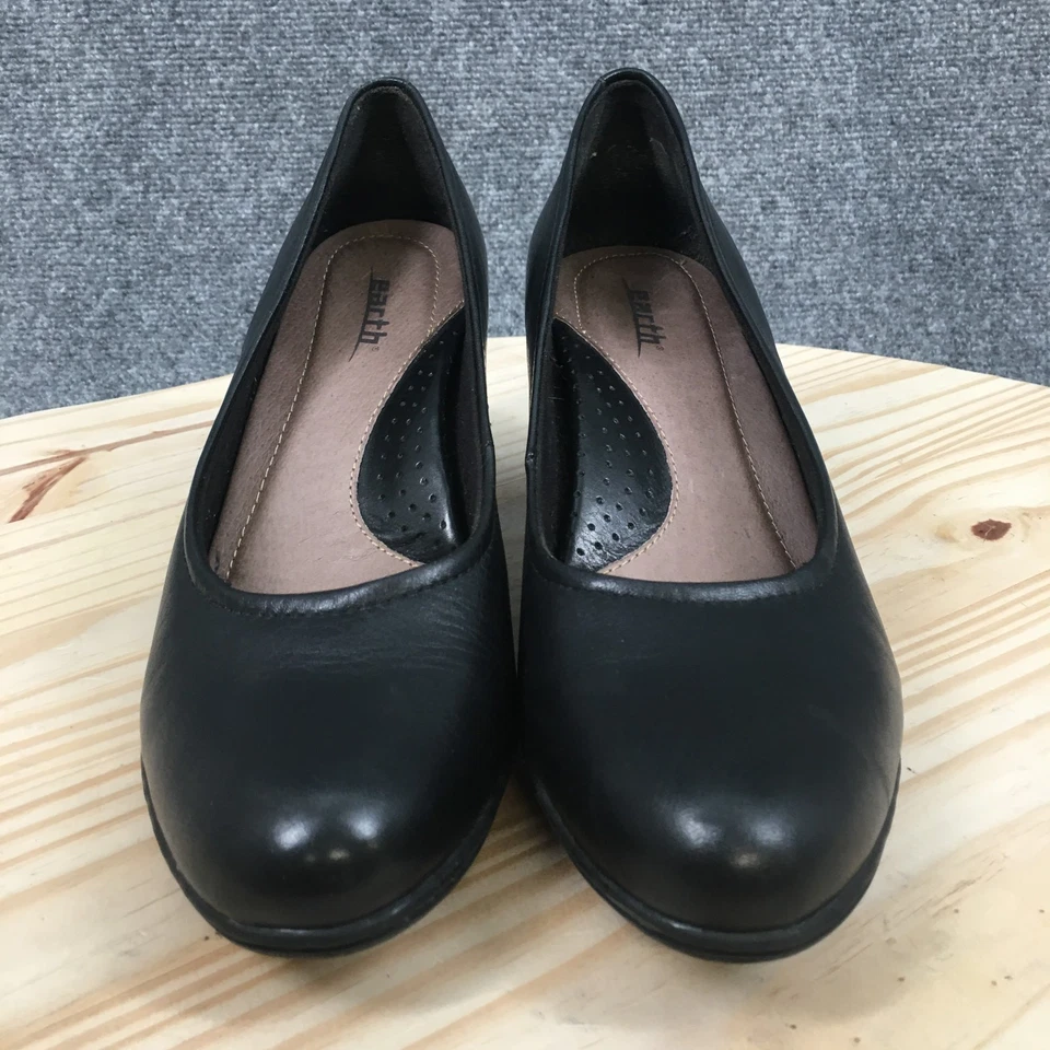 Earth Shoes Womens 8.5 A Bijou Narrow Slip on Pumps Black Leather Heels Casual - Image 4 of 4