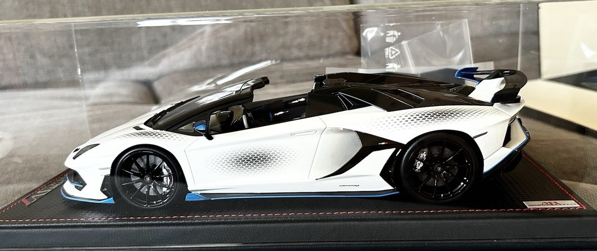 1:18 MR LAMBORGHINI AVENTADOR SVJ XAGO BIANCO ASOP NO BBR AMALGAM