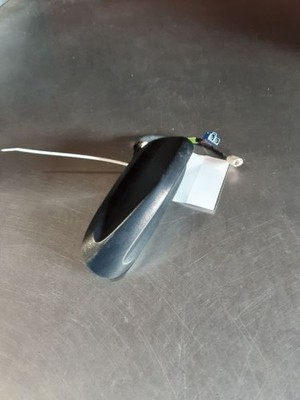 Shark Fin Roof Mounted Antenna