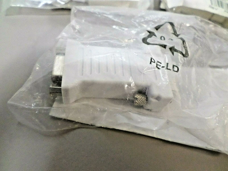 Lot of 5 - DVI-I Single Link to VGA Video Adapter DP/N 0J8461 Dell NEW - Image 2 of 4