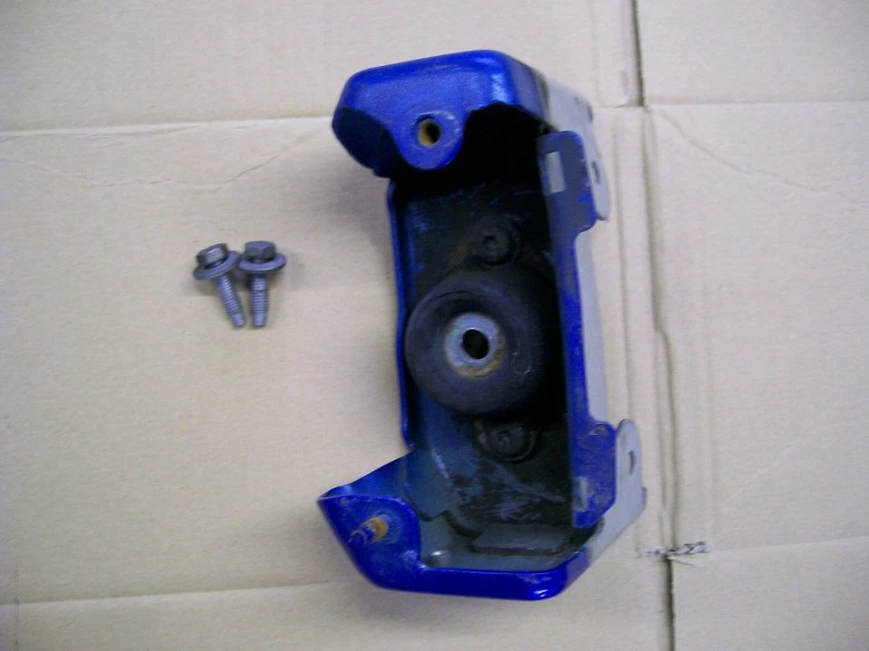 CAJA DE CAMBIOS DE MOTOR PEUGEOT 206 CC N/S/F SOPORTES DE MONTAJE DE GOMA FUERA AÑO 2006 Foto 2 de 4