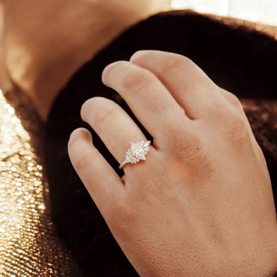 Diamond Marquise Cut Ring Lab Grown 1.50 Carat IGI Certified 18k  Yellow Gold - Image 4 of 4