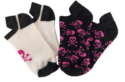 2 Pair No Fear Skull Ankle Socks Pink Black White Y2K Emo Goth NOS New no tags