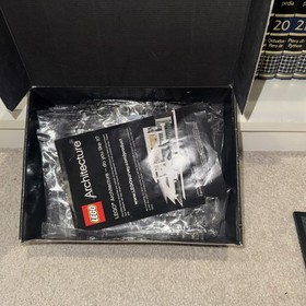 Lego architecture farnsworth house with box and manual