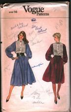 8491 Vintage Vogue Sewing Pattern Misses 1980s Loose FItting Dress 16 Casual OOP