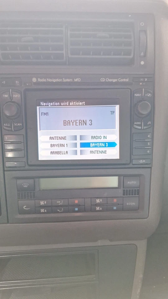 Doppel DIN Radio CD Laufwerk Navigation T4 - Bild 4 von 4