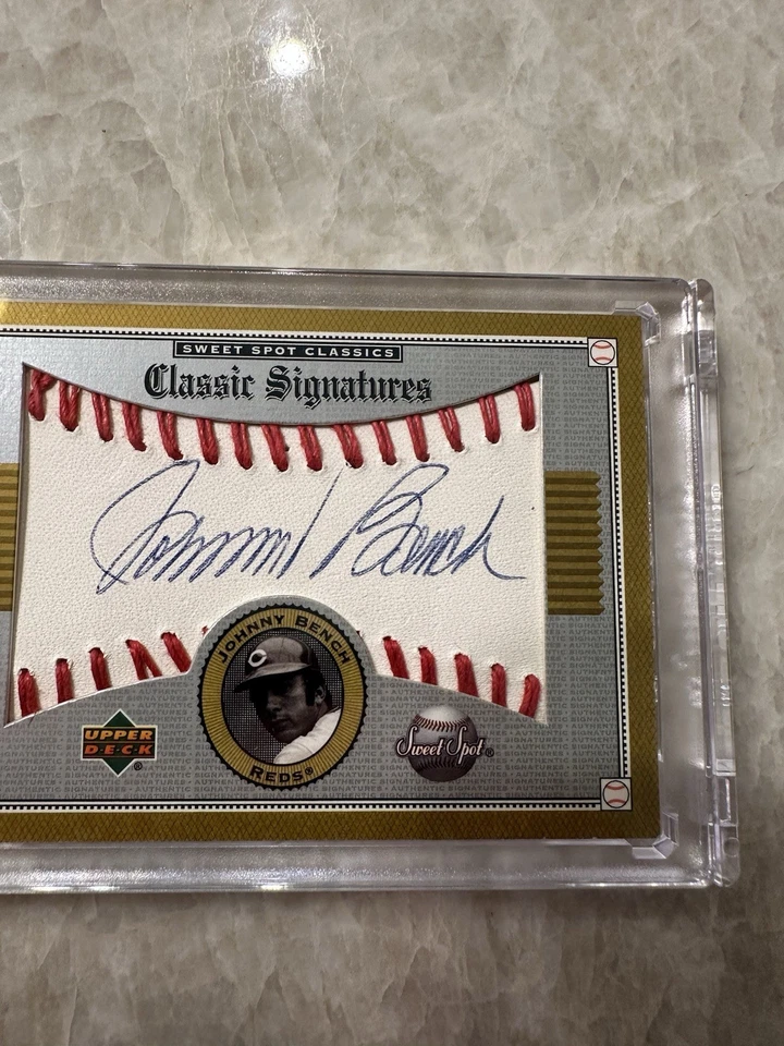 Tarjeta de béisbol 2002 UD Sweet Spots Classic Signatures Johnny Bench Auto HOF MLB Foto 3 de 4