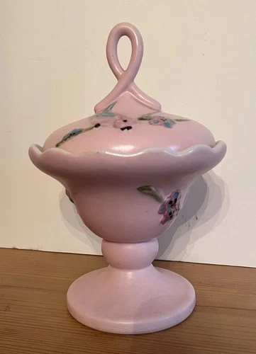 Vintage 1957 Hull Pottery Serenade series pink covered candy compote dish