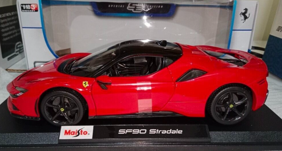 FERRARI SF90 STRADALE ROSSO CORSA RED MAISTO 1:18 BRAND NEW IN BOX