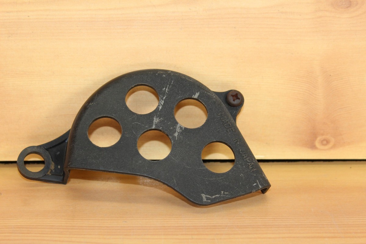 Yamaha YZ250 IT465 YZ490 YZ465 Left Chain Sprocket Motor Cover 3R4