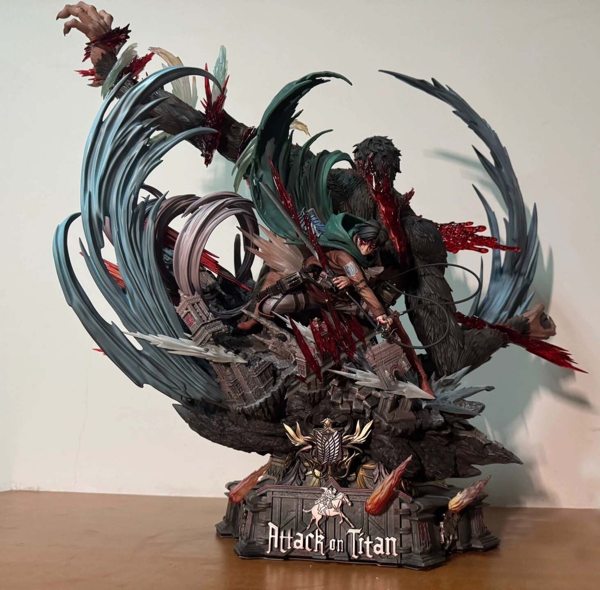 Levi Ackerman VS Zeke Jaeger Resin Hertz Studio Attack on Titan