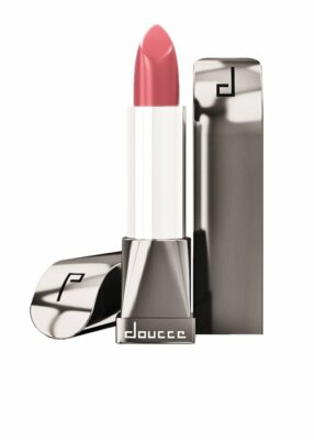 DOUCCE Mineral Matt Lipstick Shade 902 Fuchsia