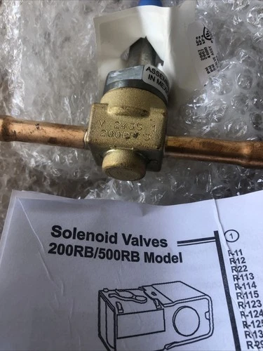 049609 Emerson 3/8” Refrigerant Solenoid Valve Less Coil.