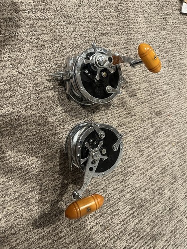 LOT P2 – Moulinets Penn Vintage No.49 Super Mariner & No.149 – Pour Pièces (non Testés)
