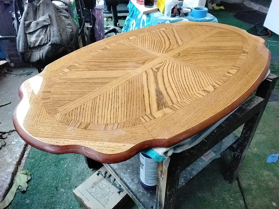 Mesa de roble blanco toda madera recién acabada Foto 2 de 4